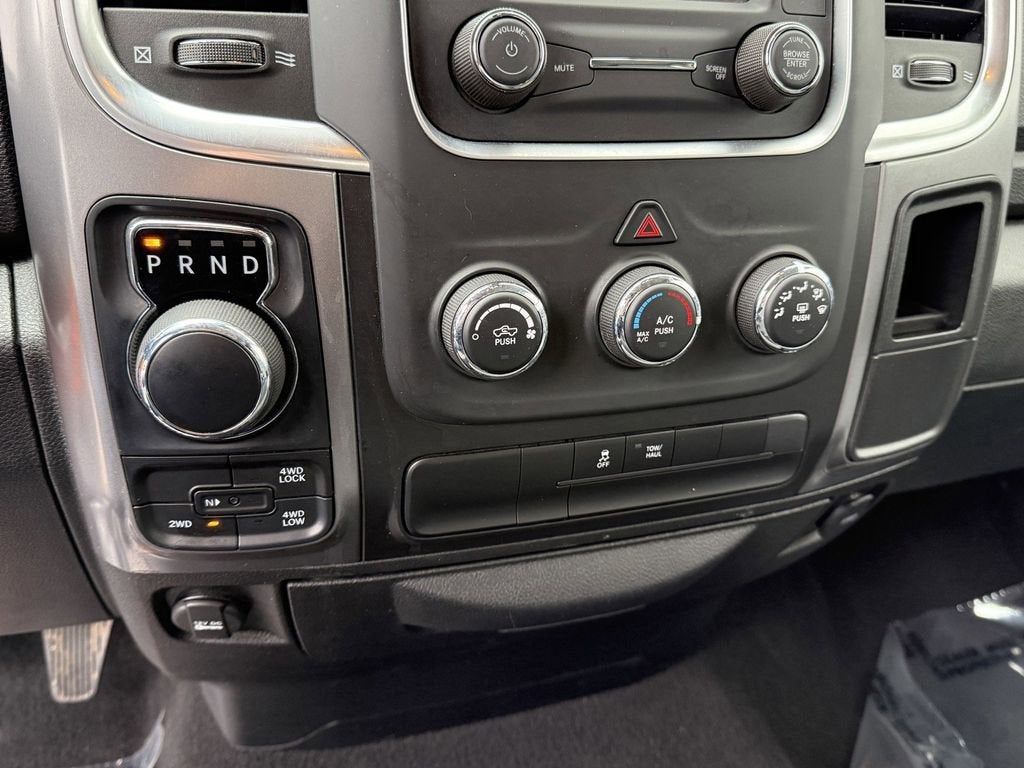 2024 RAM 1500 Classic SLT