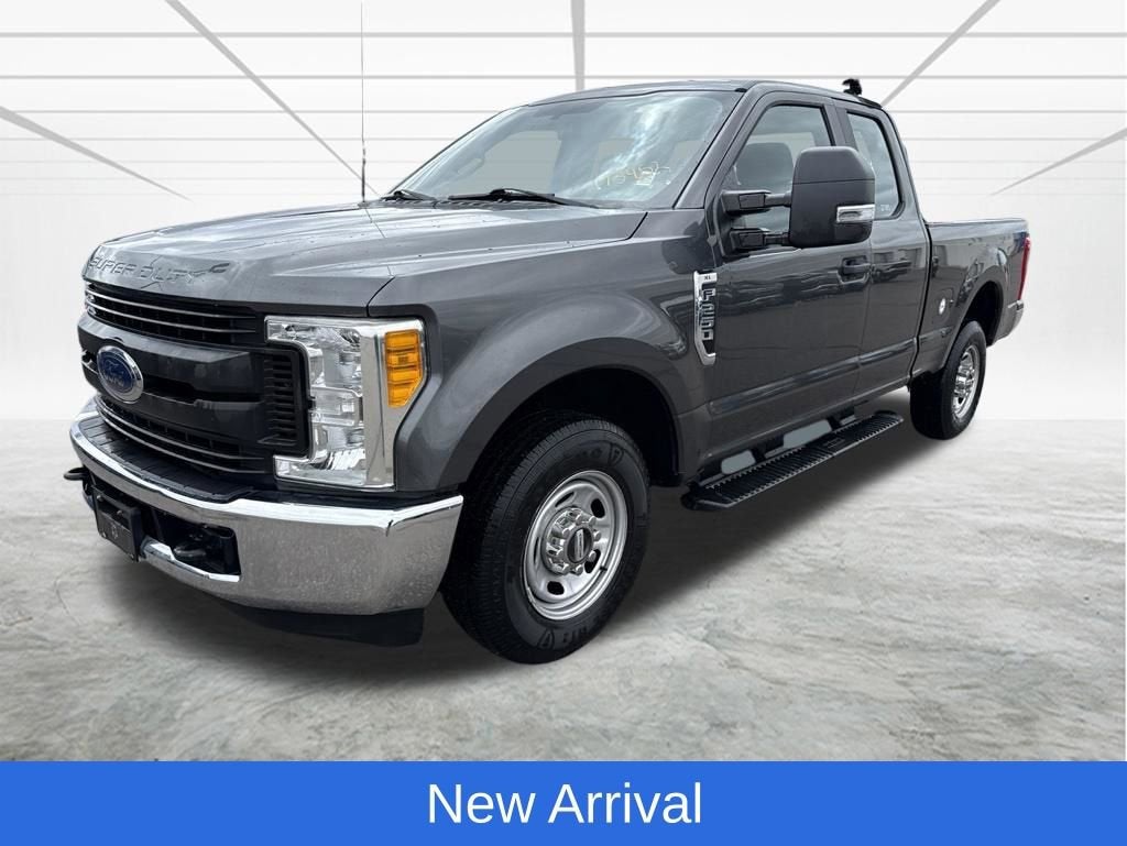 2017 Ford Super Duty F-250 SRW XLT