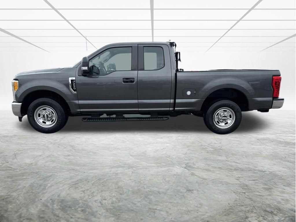 2017 Ford Super Duty F-250 SRW XLT