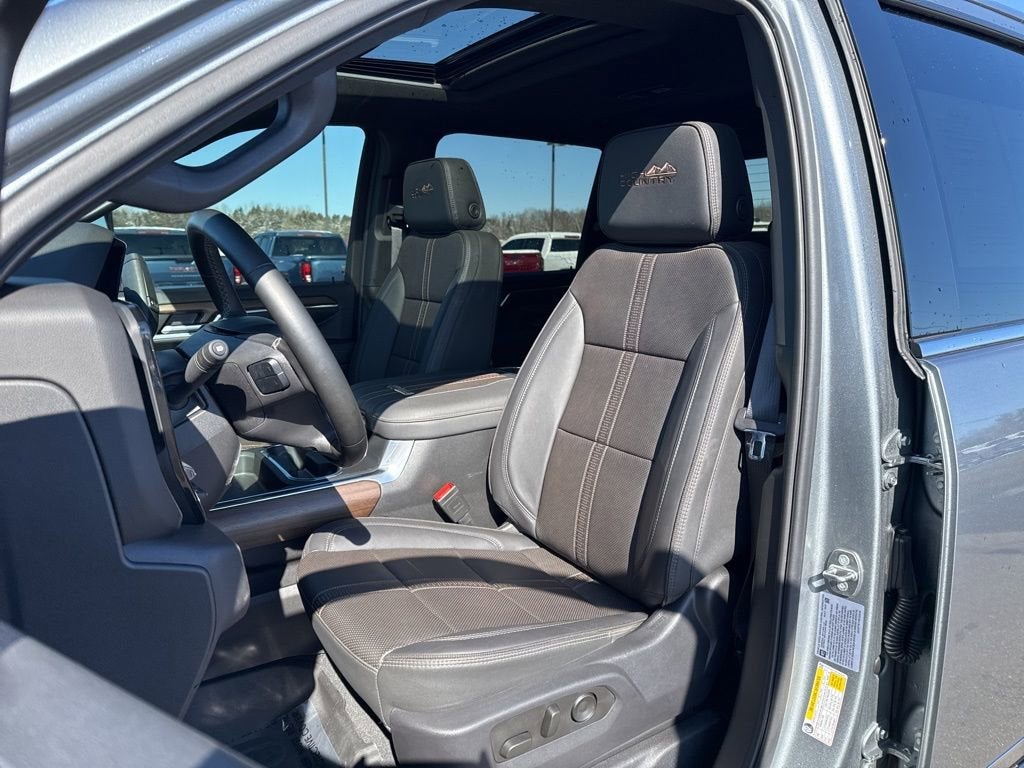 2024 Chevrolet Silverado 3500 HD High Country