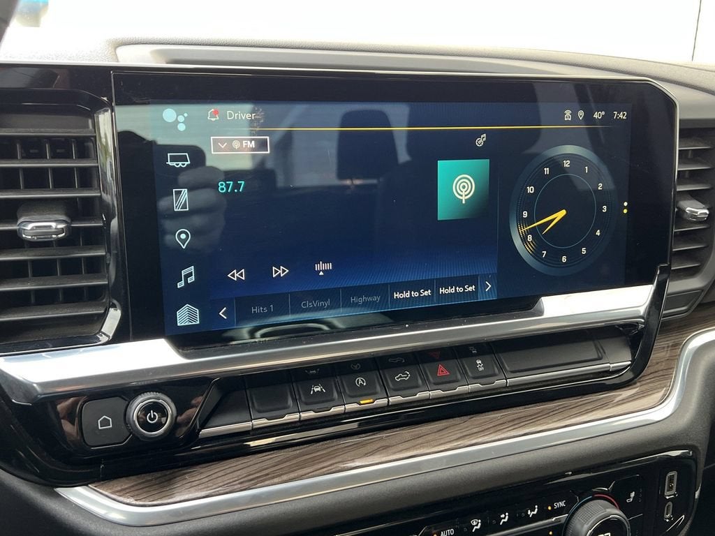 2022 Chevrolet Silverado 1500 LT (2FL)