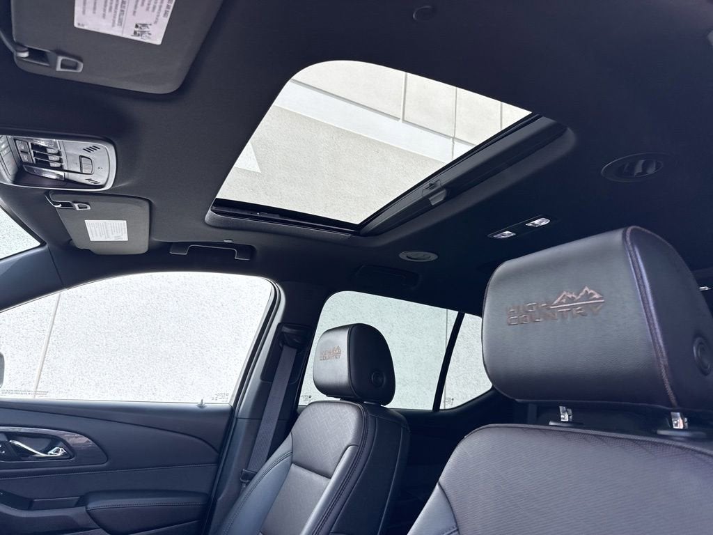 2023 Chevrolet Traverse High Country