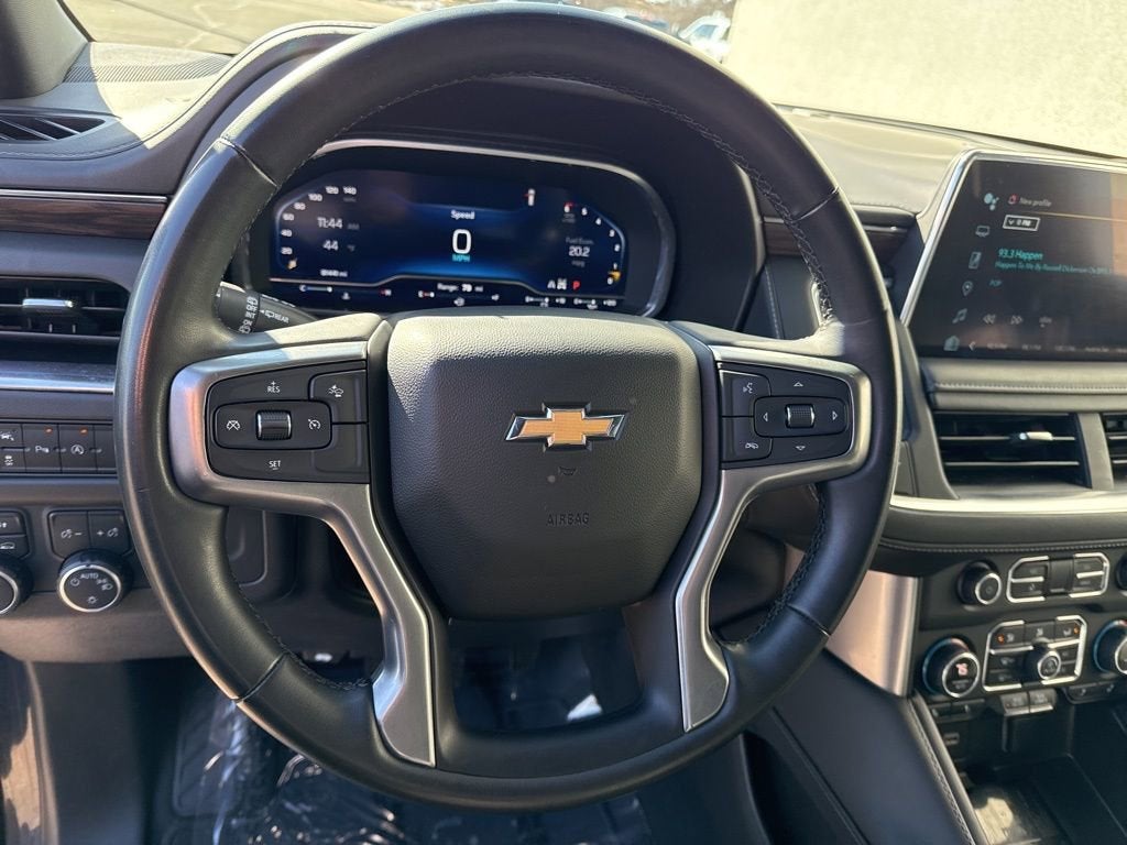 2023 Chevrolet Suburban LT