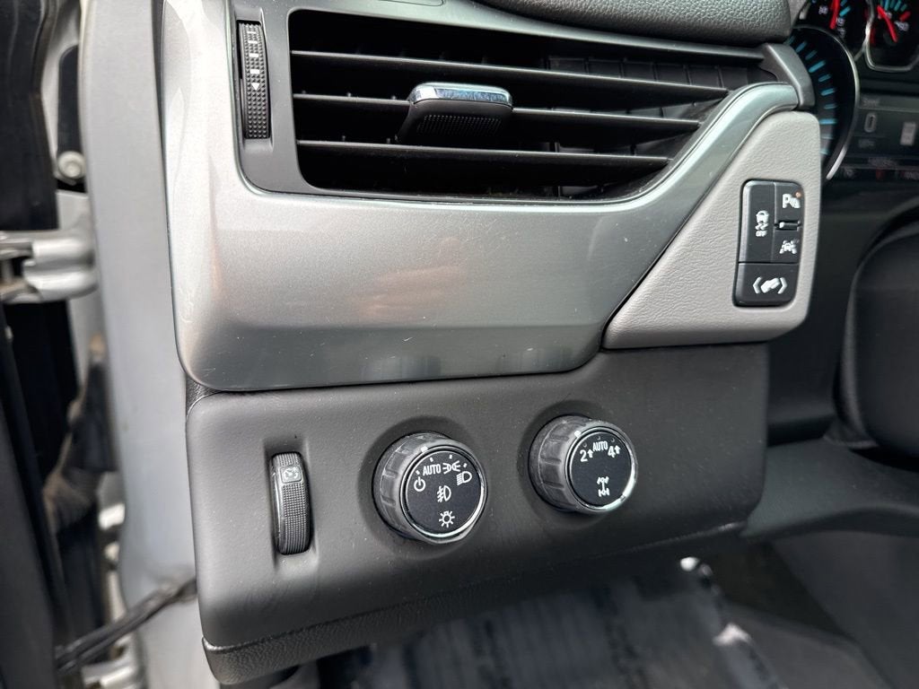 2018 Chevrolet Suburban LT