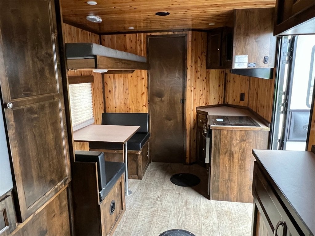 2020 FISH HOUSE BLACK BEAR FISH HOUSE FISH HOUSE